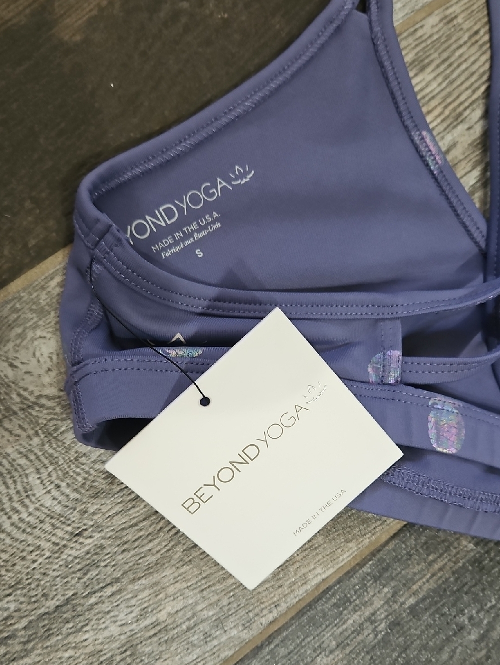 Beyond Yoga Lavender Purple Pineapple-Print Sports Bra - Picture 3 of 3